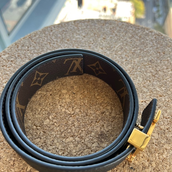 Authentic Louis Vuitton Monogram Canvas Leather Gold LV Belt reversible - Picture 5 of 9